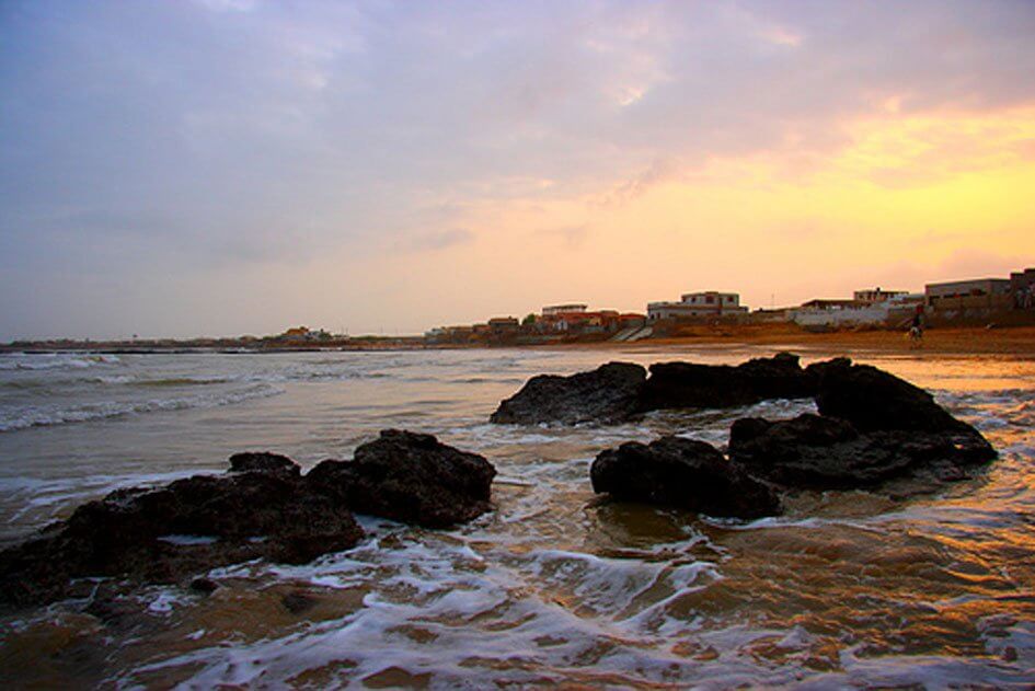 Beaches in Karachi for a Family Beach Picnic - The Event Planet