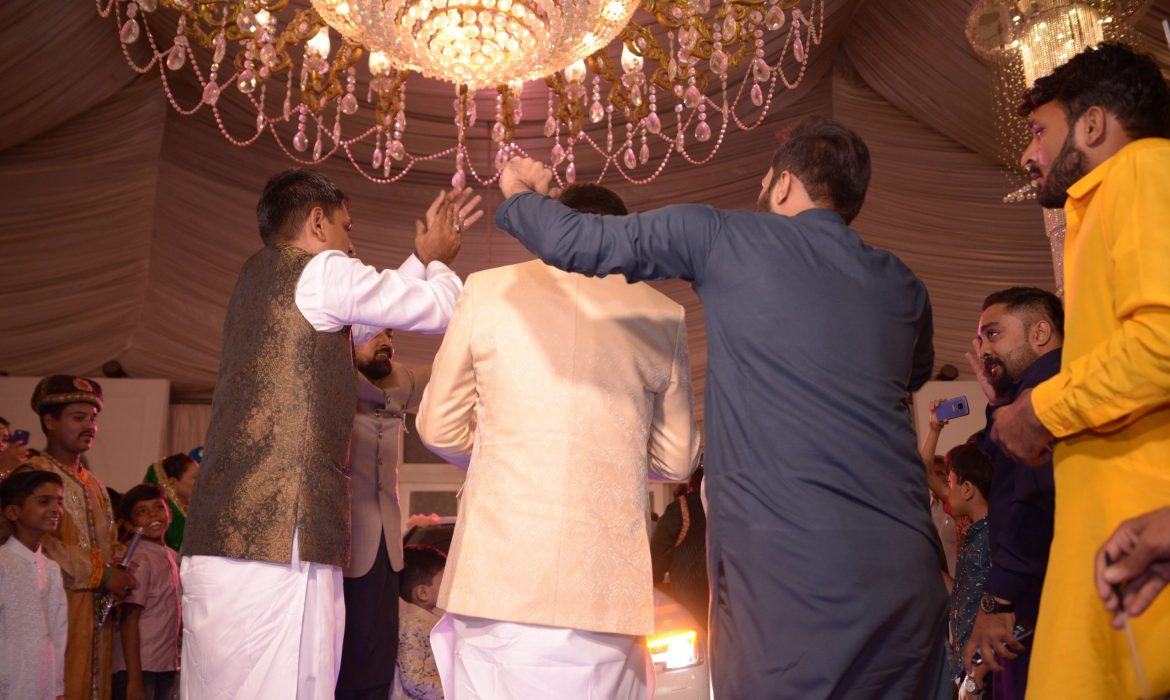 Что подарить на свадьбу в Пакистане